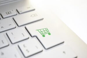 Giornata del consumatore, Commissione Ue: persistono le preoccupazioni per gli acquisti online